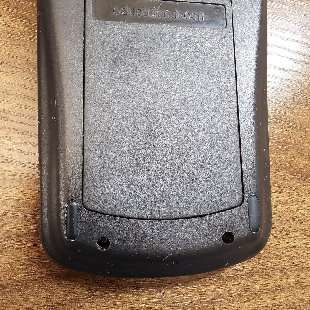 Texas Instruments TI-83 Plus Graphing Calculator w Cover Manual Tested - Picture 8 of 13